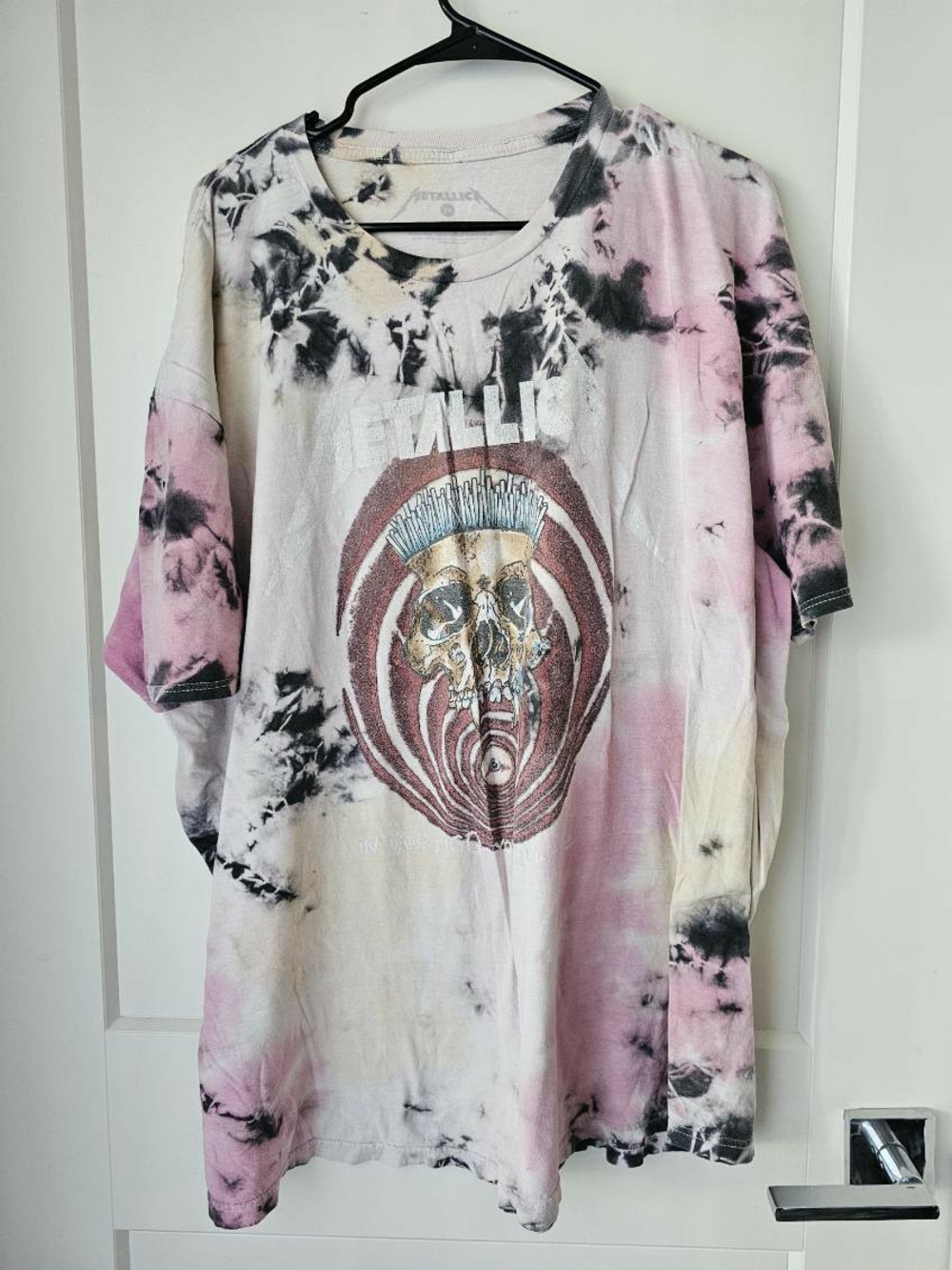 Metallica Tie-Dye Graphic Tee - Pink, Black, Cream